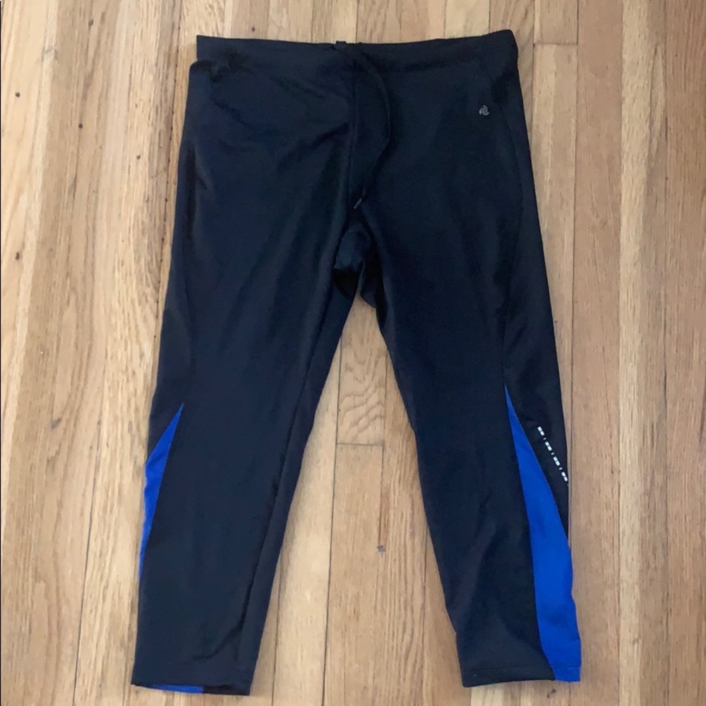 Jockey Cropped Workout Pants